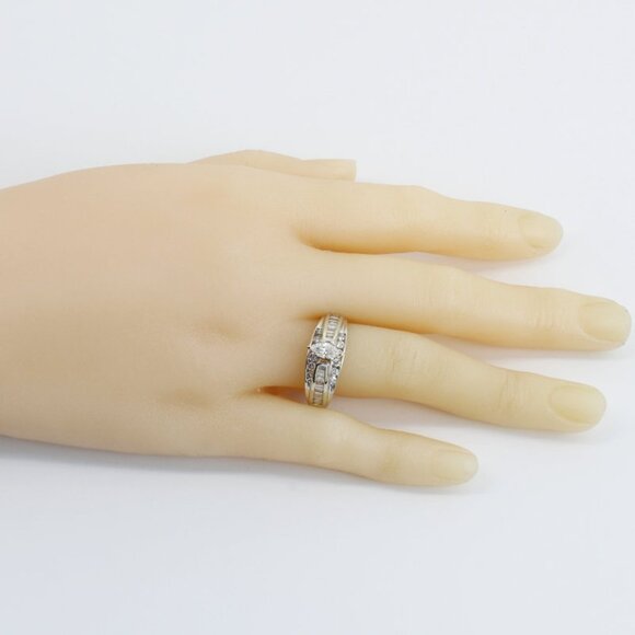 14k White Gold Marquise-Cut Diamond Accented Anniversary Engagement Ring - Picture 7 of 7